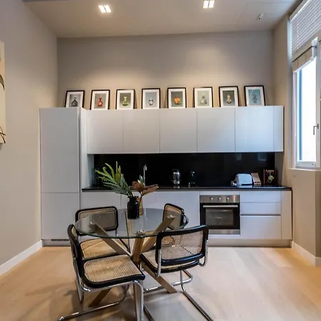 Altido Gorgeous Loft For 4 Near Arco Della Pace *